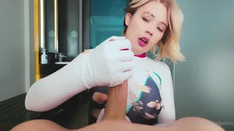 Virtual Geisha, Spider Girl Gwen Grinding On A Cock Until She Cums On Him