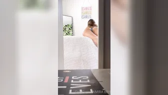 Amira Brie, Dildo Fucking Early In The Morning Until She Creams Before Breakfast
