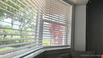 Zoey Uso Melts Down: Caliente ZoeyUso, Convinced My Step-Bro To Fuck Me — Sin Censura