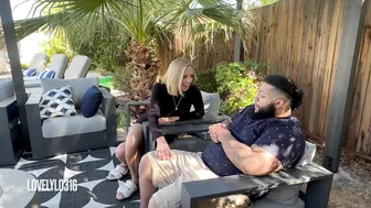 LovelyLo Melts Down: Taboo Horny Housewife Fucked By Her Realtor — HD Exclusive