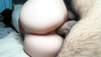 Mia Ipanema Melts Down: Súper Hot Side Fucking With Massive Creampie — Click & Drool