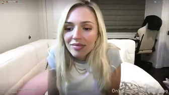 Abby Rao Breaks the Internet: Escandaloso Blonde Babe Naked Undressing Live Stream — Click & Drool