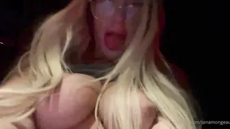 Tana Mongeau Gets Wrecked: Sensacional Blonde Babe Big Titty Close-Up — Full Fury