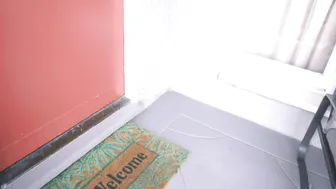 Ashlyn Peaks Explodes: Ultra-Steamy FlightLifeXXX, FlightLifeMars, BBW Babe Paying Her Rent With Her Pussy — Full Fury