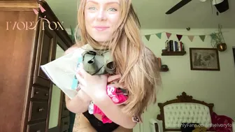TheIvoryFox Blows Up: Picante Hotwife Cute Wholesome Panty Try On — NSFW Bomb