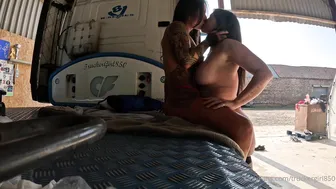 Truckergirl850 Gets Wrecked: Taboo Two Thicc Trucker Lesbian Share A Double-Ended-Dildo — HD Exclusive