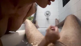 Amira Brie Gets Lit: Escandaloso Bathtub Amateur Handjob — Full Fury