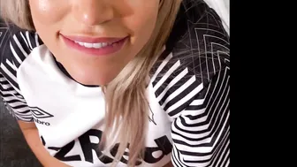Elle Brooke, Clit Rubbing Anal Creampie Video