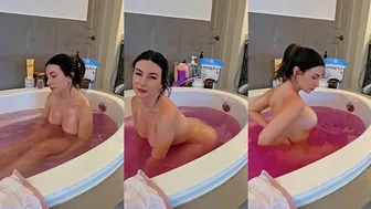 Alinity, Naked Wet Bathtub Body Tease