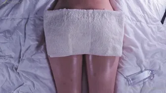 Arianarealtv, Sensual Oily Butt Massage