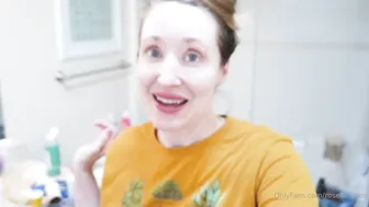 Rose Kelly, Big Butt Bathroom Seduction