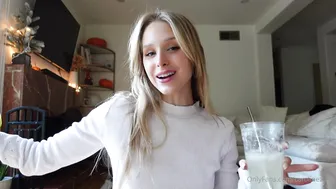 Caroline Zalog, Festive Christmas Lingerie Try-On-Haul