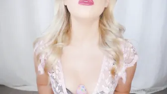 Rea Rays, Blonde Cuckquean Dildo Tit Play