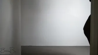 Brianna Bell, Big Ass Twerk in Stockings and Heels