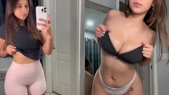 Sophieraiin, Busty Brunette in Home Striptease