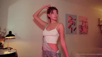 Anna Ralphs, Passionate Kitchen Dinner Video