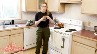 Xev Bellringer, Roommate Oral with Cum in Mouth